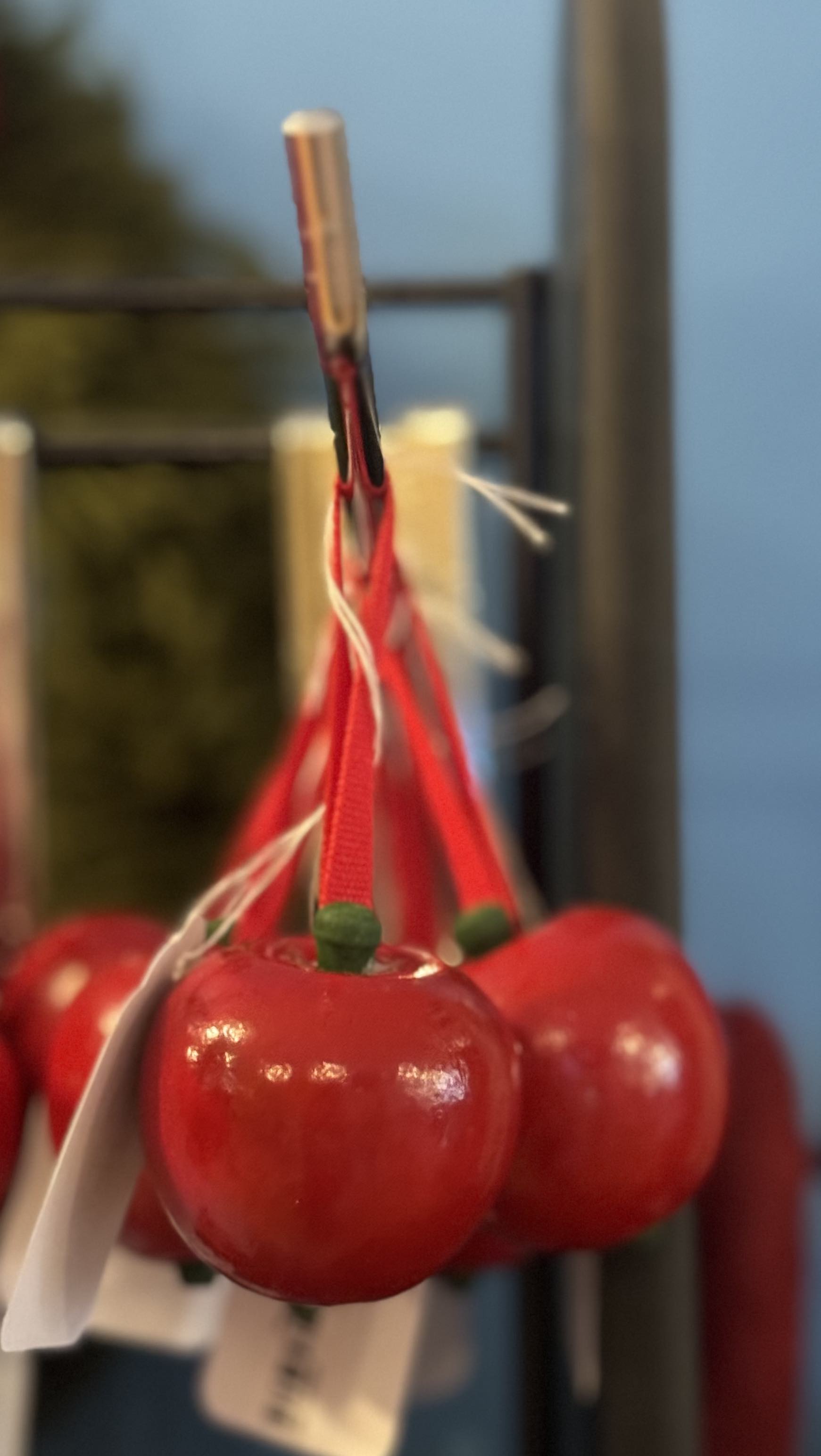 Round apple ornament 